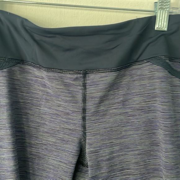 Lululemon Run Pace Capri Leggings 18” - Picture 7 of 9